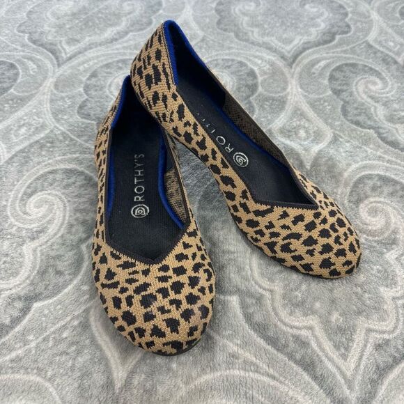 Women's Rothy's Round Toe Spotted Leopard Cheetah Flats - Picture 1 of 5
